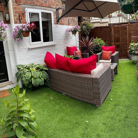 Апартаменты Self Contained Garden Flat Newly Refurbished Бринлингтон Экстерьер фото